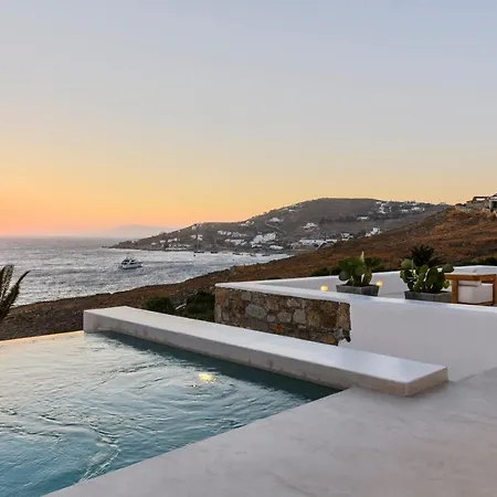 Rimberia Beachfront * Mykonos Town