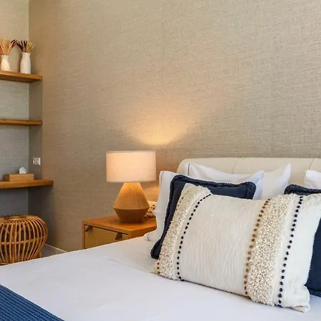 Rimberia Beachfront Mykonos Town