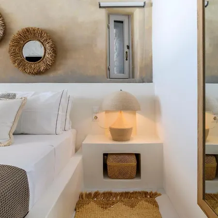 Rimberia Beachfront Mykonos Town