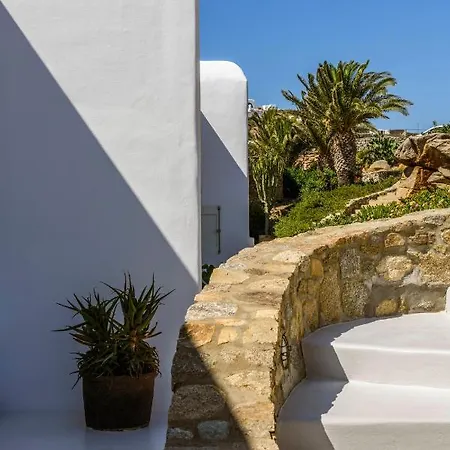 Rimberia Beachfront Villa