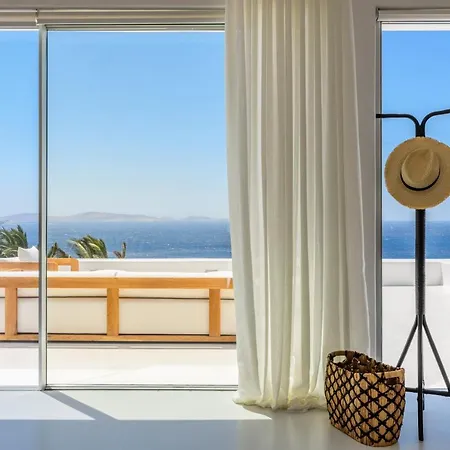 Rimberia Beachfront Villa *