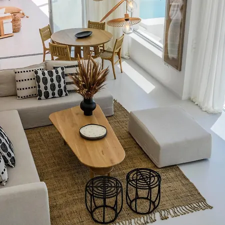 Rimberia Beachfront Mykonos Town