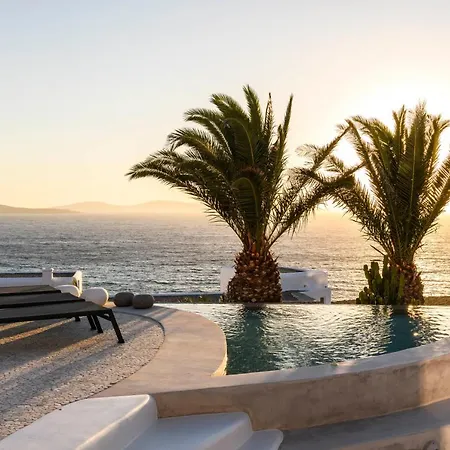 Villa Rimberia Beachfront
