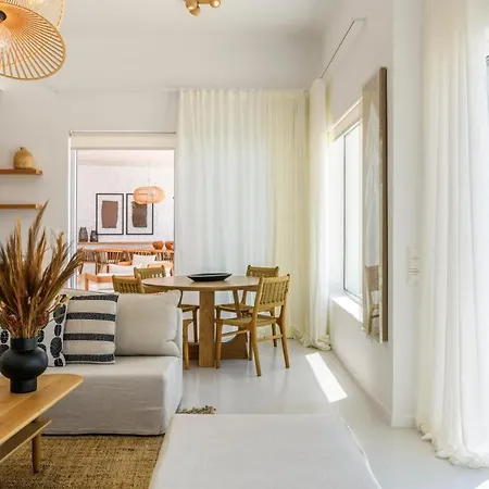Rimberia Beachfront Villa