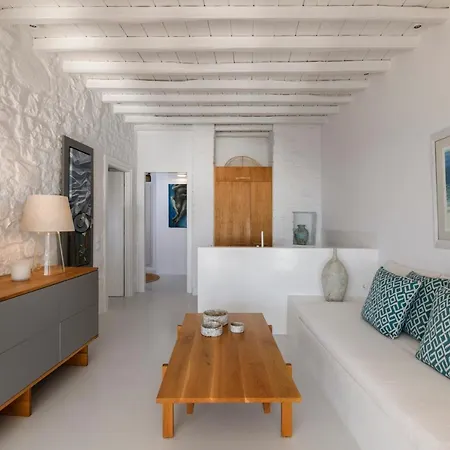Rimberia Beachfront Mykonos Town