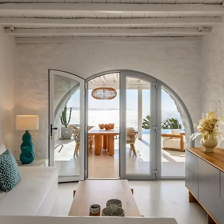 Rimberia Beachfront * Mykonos Town